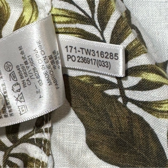Tommy Bahama 100% Linen Button Up Shirt Size Large Tropical Floral Beach - Picture 9 of 9
